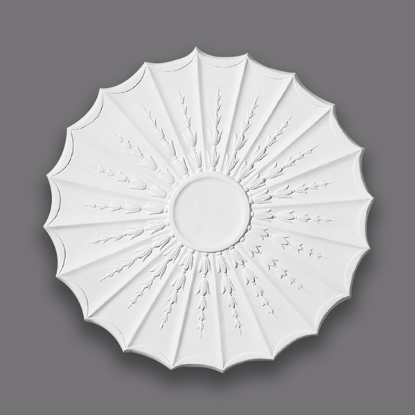 Picture of Husk Spray with Scalloped Edge Centrepiece